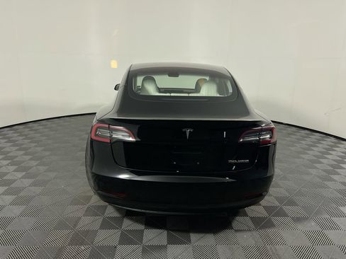Used 2018 Tesla Model 3 Long Range image 4