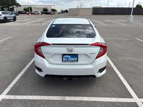 Used 2020 Honda Civic Sport image 4