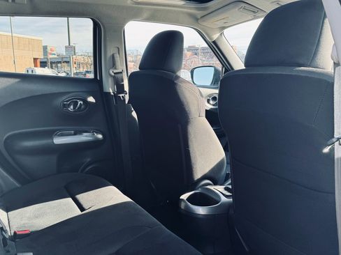 Used 2015 Nissan Juke SV w/ Cold Weather Package image 21