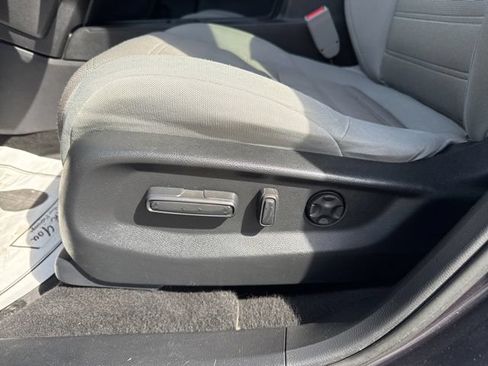 Used 2018 Honda CR-V EX image 18