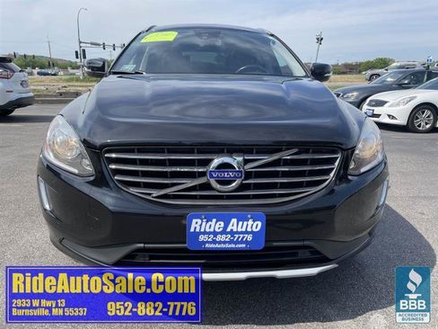 Used 2016 Volvo XC60 T6 w/ Proximity Package AWD/4WD image 2
