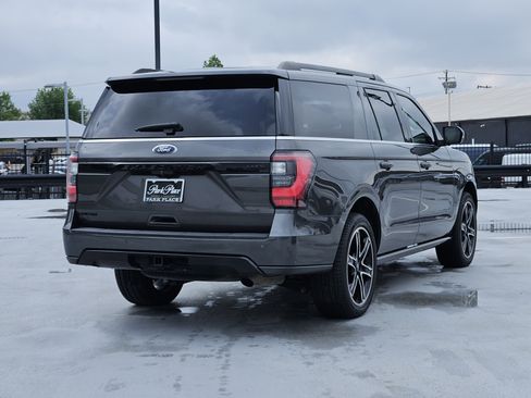Used 2019 Ford Expedition Max Limited w/ Equipment Group 303A AWD/4WD image 9