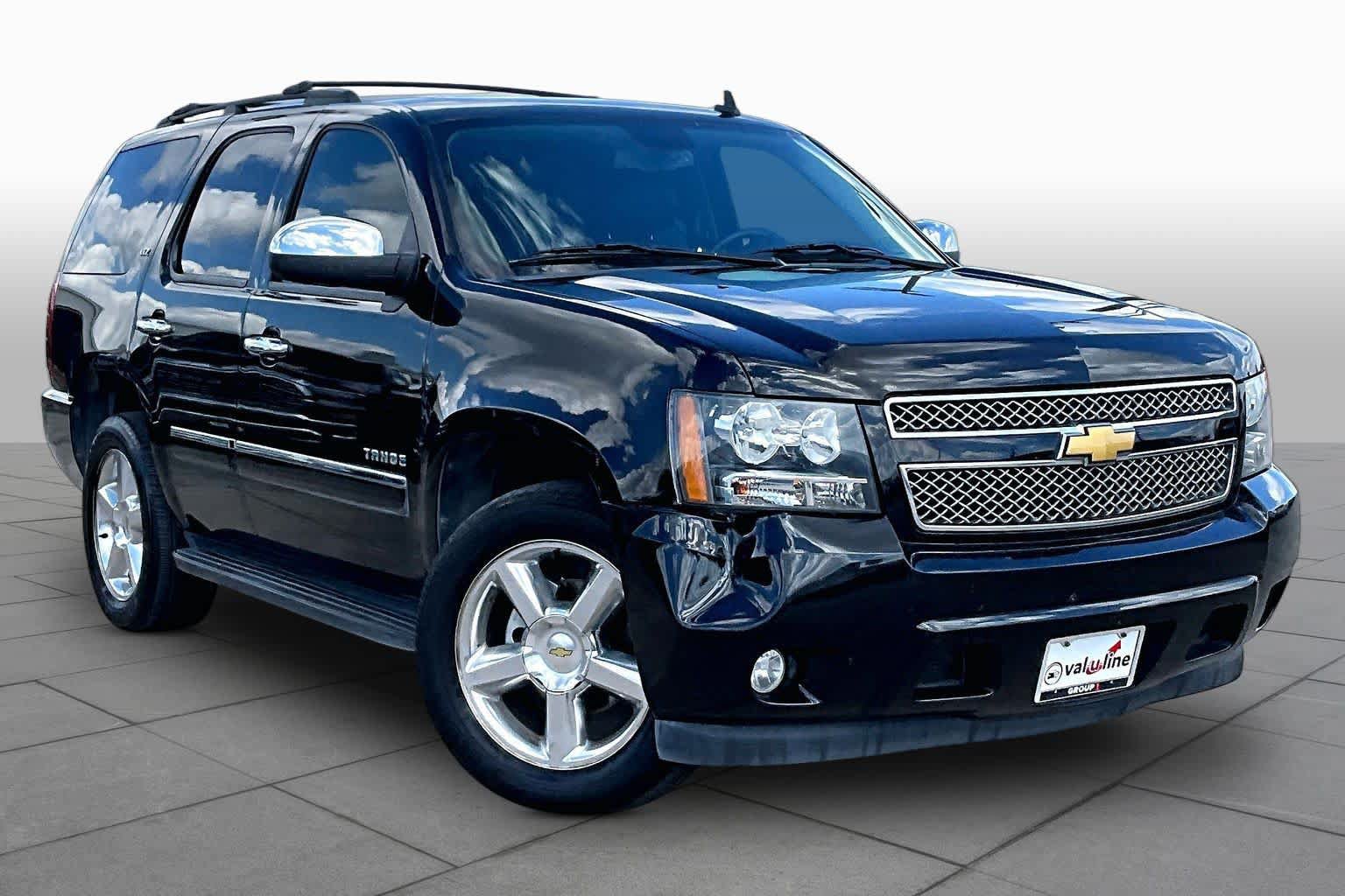 Used 2013 Chevrolet Tahoe LTZ RWD image 2