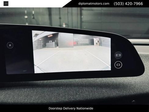 Used 2025 Lucid Air Pure RWD image 38