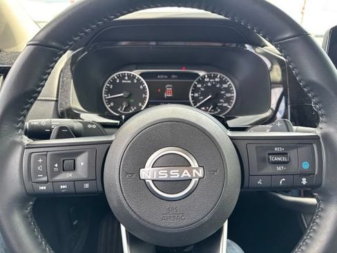 Used 2025 Nissan Pathfinder SV AWD/4WD image 24
