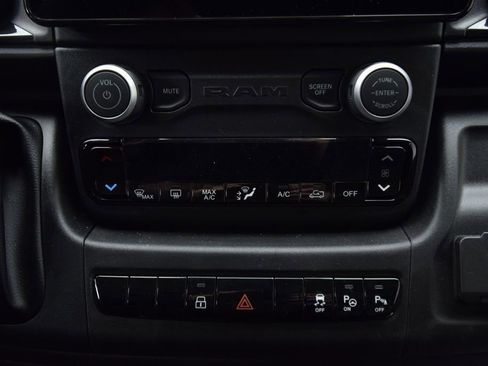 New 2026 RAM ProMaster 2500 w/ Crew Van Package image 21