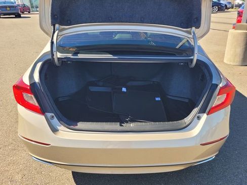 Used 2020 Honda Accord EX-L image 11