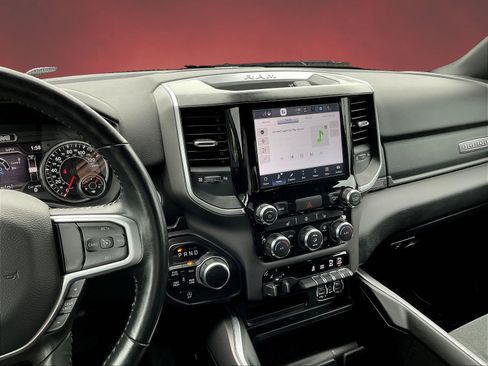 Used 2022 RAM 1500 Big Horn AWD/4WD image 10