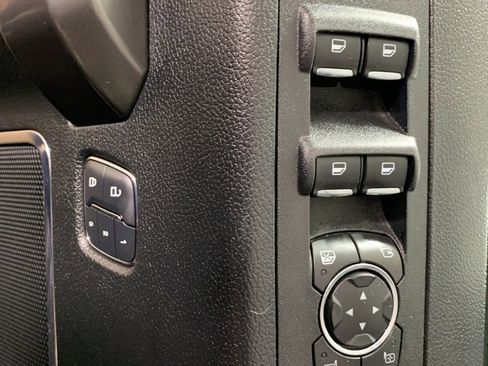 Used 2018 Ford F150 Lariat w/ Equipment Group 502A Luxury image 16