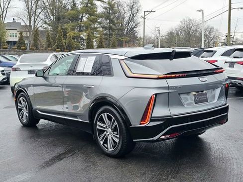 Used 2024 Cadillac Lyriq Luxury w/ LPO, Floor Liner Package AWD/4WD image 12