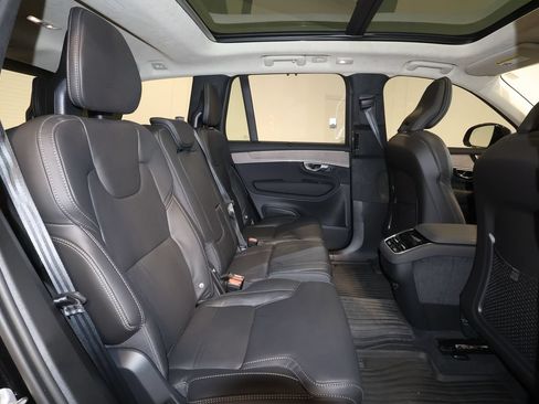 Used 2026 Volvo XC90 B6 Ultra w/ Lounge Package AWD/4WD image 25