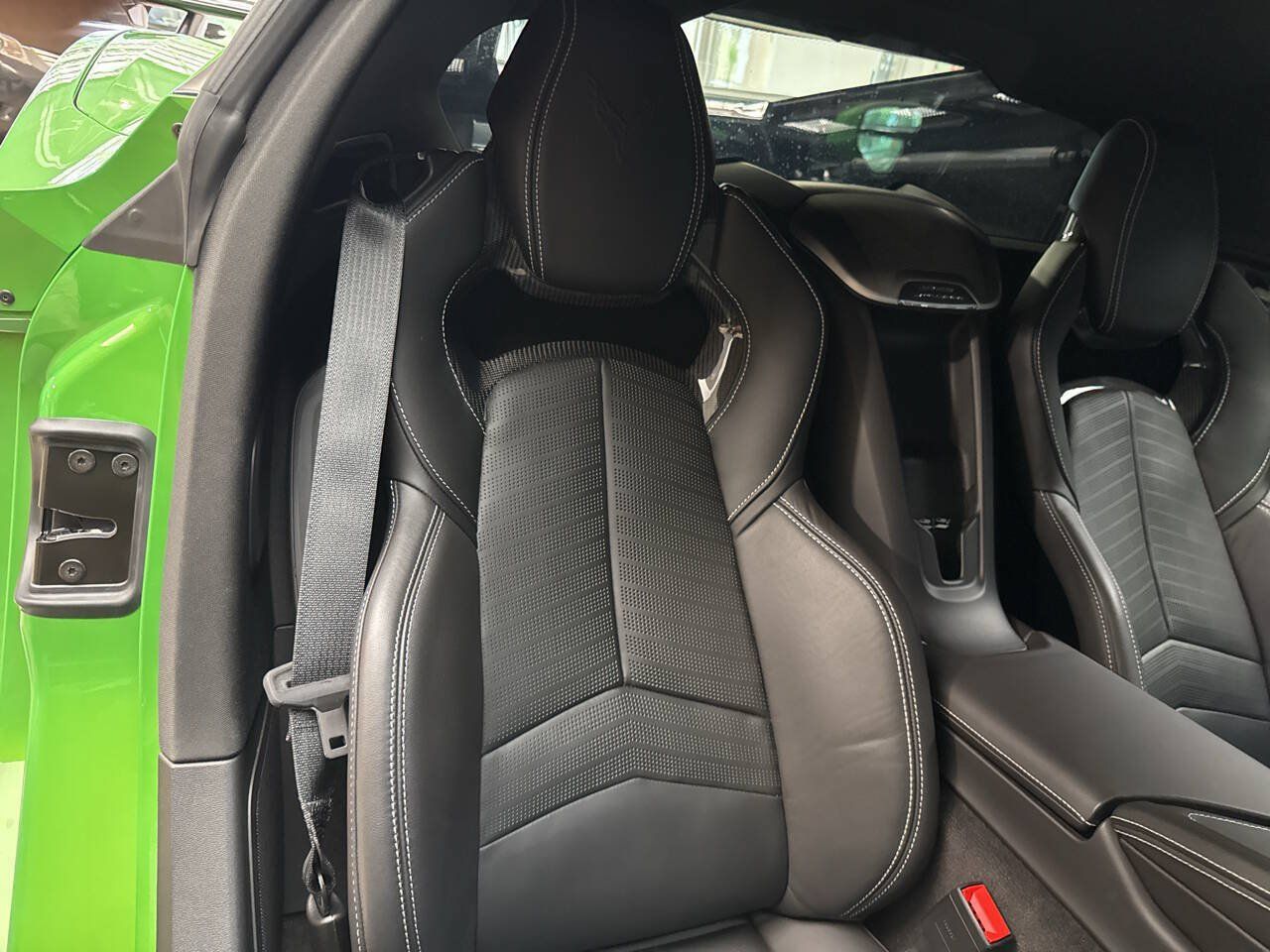 Used 2026 Chevrolet Corvette Stingray Preferred Cpe w/ Battery Protection Package RWD image 28