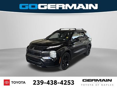 Used 2025 Mitsubishi Outlander 4WD Plug-In Hybrid