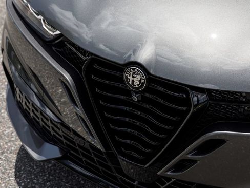 New 2026 Alfa Romeo Tonale w/ Active Assist Package AWD/4WD image 46