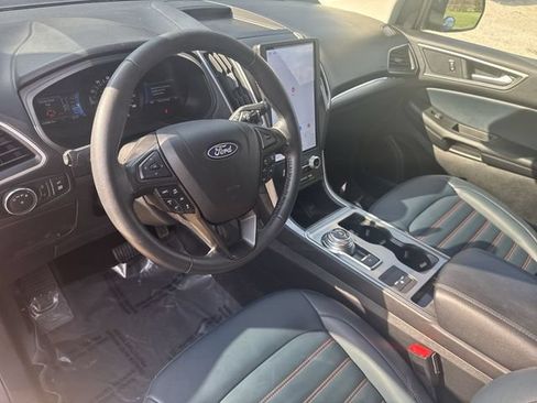 Used 2022 Ford Edge SEL w/ Sport Appearance Package AWD/4WD image 12
