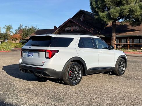 New 2026 Ford Explorer ST w/ Sun And Sound Package image 6