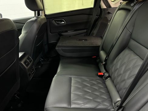 Certified 2024 Nissan Rogue Platinum w/ Platinum Premium Package image 26