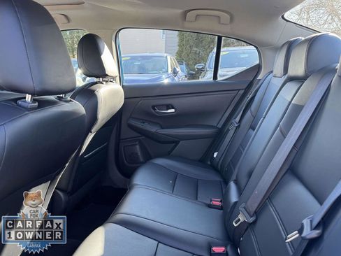 Used 2024 Nissan Sentra SR w/ SR Premium Package FWD image 11