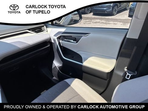 Used 2023 Toyota RAV4 XLE w/ Convenience Package FWD image 26