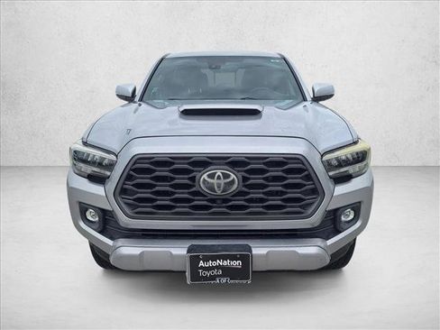 Used 2020 Toyota Tacoma TRD Sport w/ TRD Premium Sport Package image 3