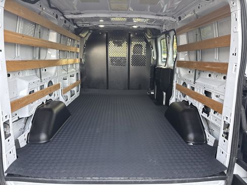 Used 2023 Ford Transit 250 Low Roof AWD w/ Exterior Upgrade Package image 7