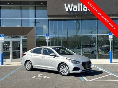 Used 2022 Hyundai Accent SE