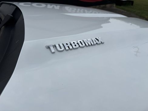 Used 2024 Chevrolet Silverado 1500 Custom image 11