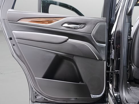 Used 2022 Cadillac Escalade Premium Luxury w/ Touring Package AWD/4WD image 29