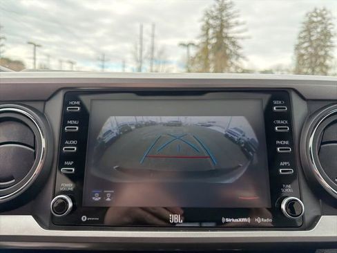 Used 2023 Toyota Tacoma Limited image 17
