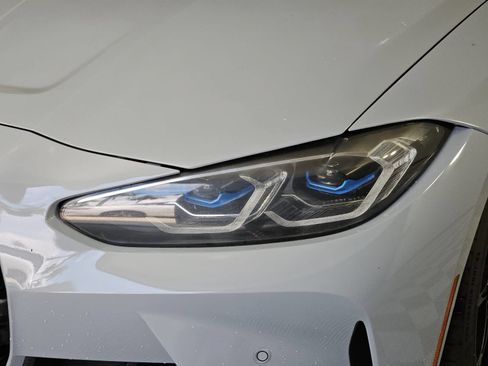 Used 2022 BMW M4 Competition w/ M Carbon Exterior Package RWD image 27