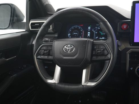 Used 2024 Toyota Tacoma TRD Off-Road w/ TRD Off Road Premium Package AWD/4WD image 14