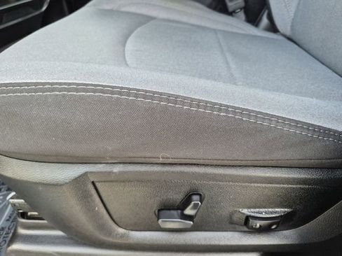 Certified 2024 RAM 2500 Big Horn AWD/4WD image 17