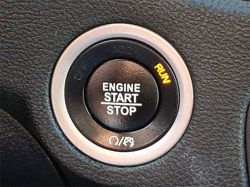 Used 2020 Dodge Charger SXT w/ Blacktop Package image 25