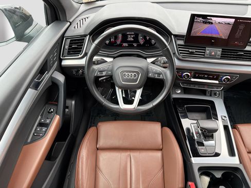 Used 2025 Audi Q5 2.0T Premium image 17