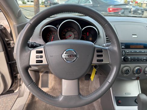 Used 2005 Nissan Altima 3.5 SE image 28