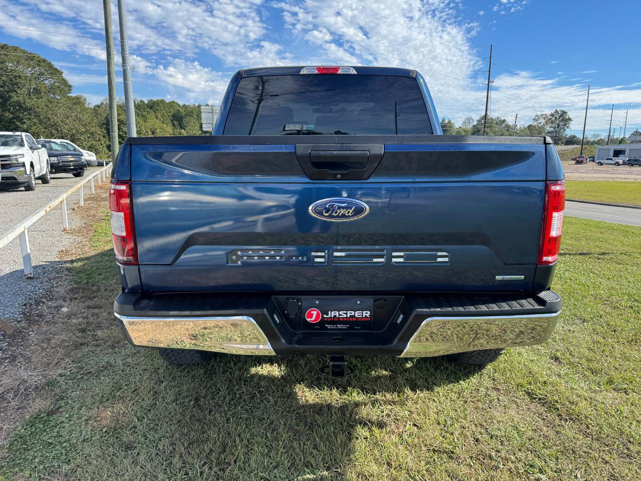 Used 2018 Ford F150 XLT AWD/4WD image 4