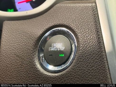 Used 2012 Cadillac SRX Premium image 23