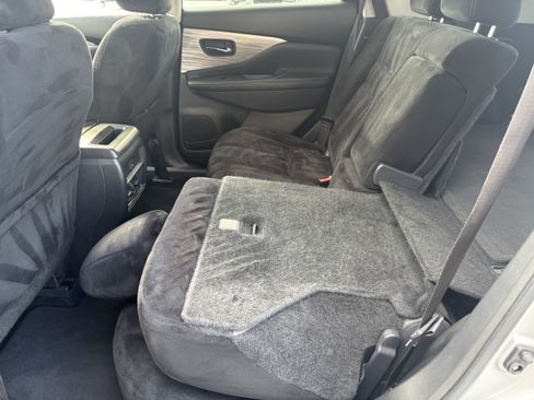 Used 2018 Nissan Murano SV FWD image 23