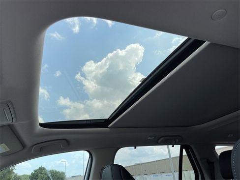 New 2025 Honda Pilot Touring image 23