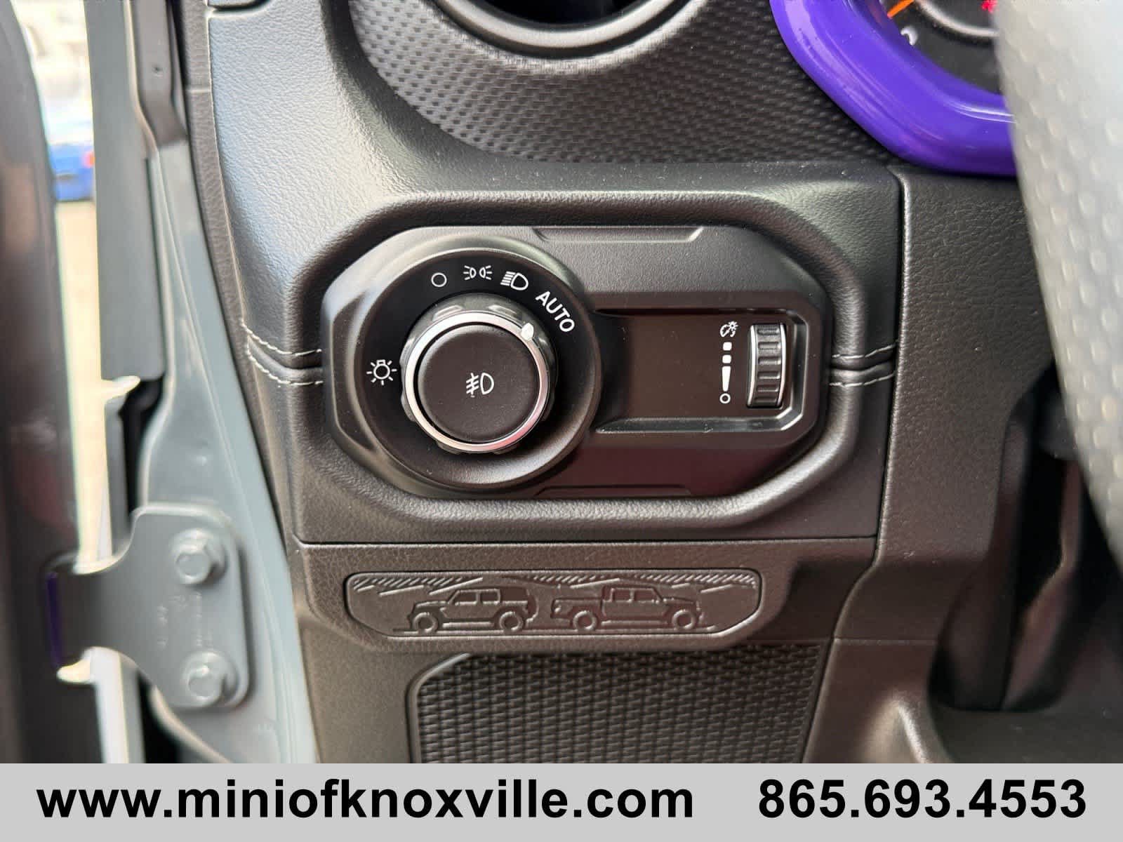 Used 2024 Jeep Wrangler Unlimited Rubicon 392 AWD/4WD image 33