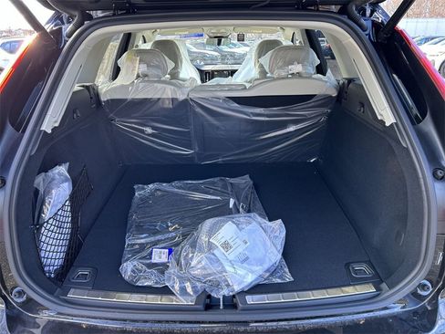 New 2025 Volvo XC60 T8 Plus w/ Climate Package image 17