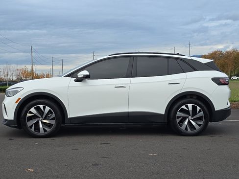 Used 2023 Volkswagen ID.4 2WD image 6