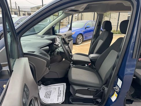 Used 2020 Ford Transit Connect XL image 24