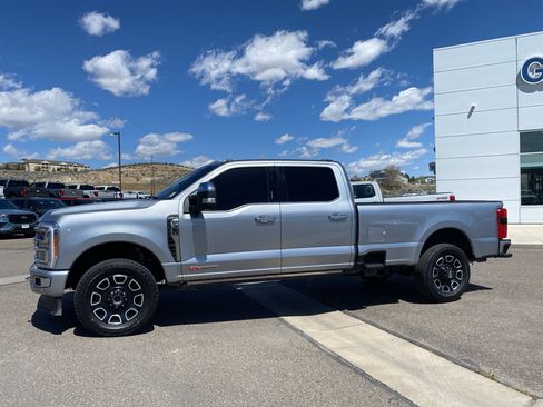 Used 2023 Ford F350 Platinum AWD/4WD image 32