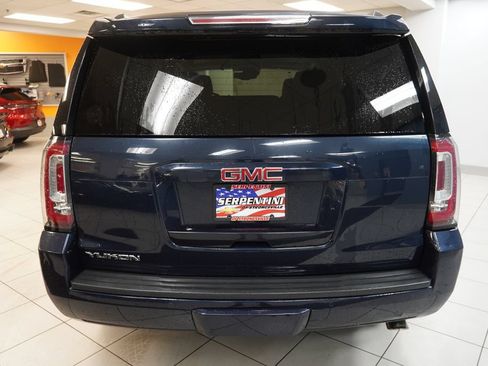 Used 2017 GMC Yukon SLT w/ Open Road Package AWD/4WD image 11