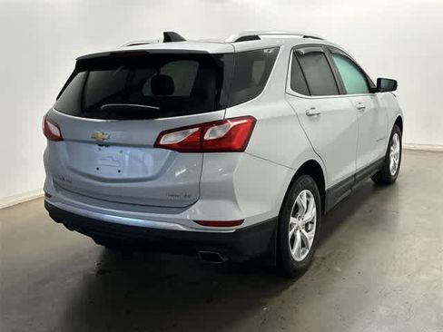 Used 2019 Chevrolet Equinox LT image 32
