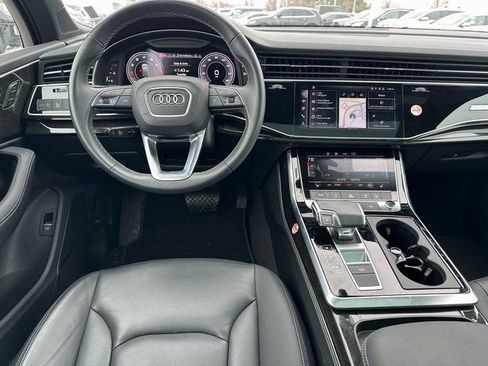 Used 2025 Audi Q7 3.0T Premium Plus AWD/4WD image 19