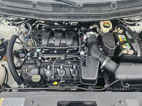 Used 2018 Ford Explorer XLT FWD image 21