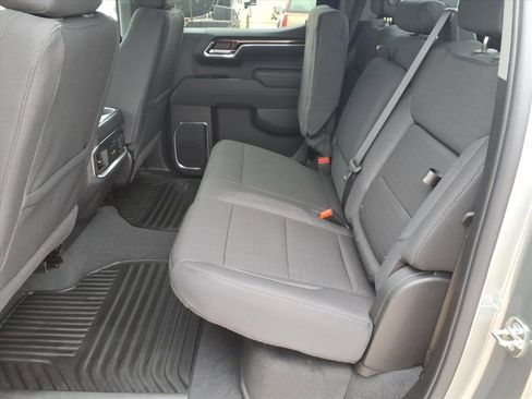 New 2026 GMC Sierra 1500 Elevation image 13