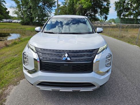 Used 2024 Mitsubishi Outlander SE FWD image 8